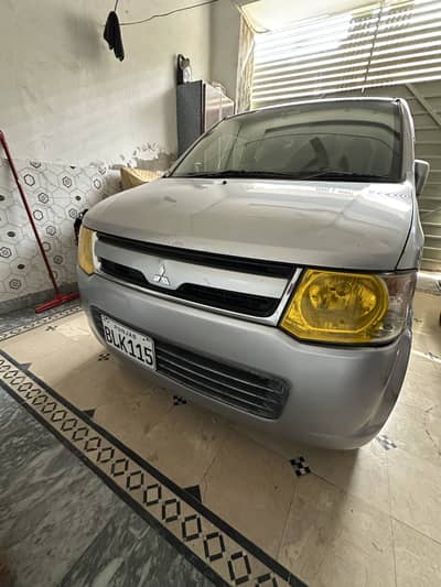 Mitsubishi Ek Wagon 2013