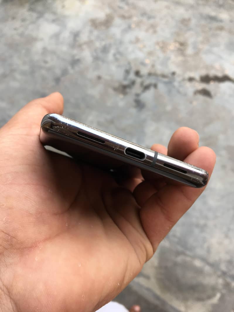 Google Pixel 7 Pro 4