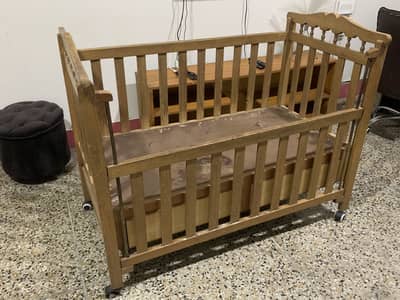 Baby cot for sale