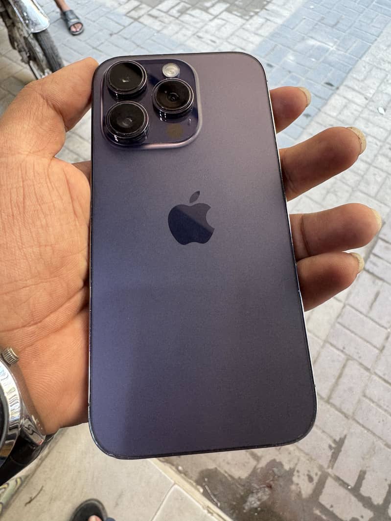 Apple iPhone 14 Pro 4