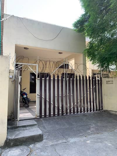 Gulberg |Ground Portion |For Family
