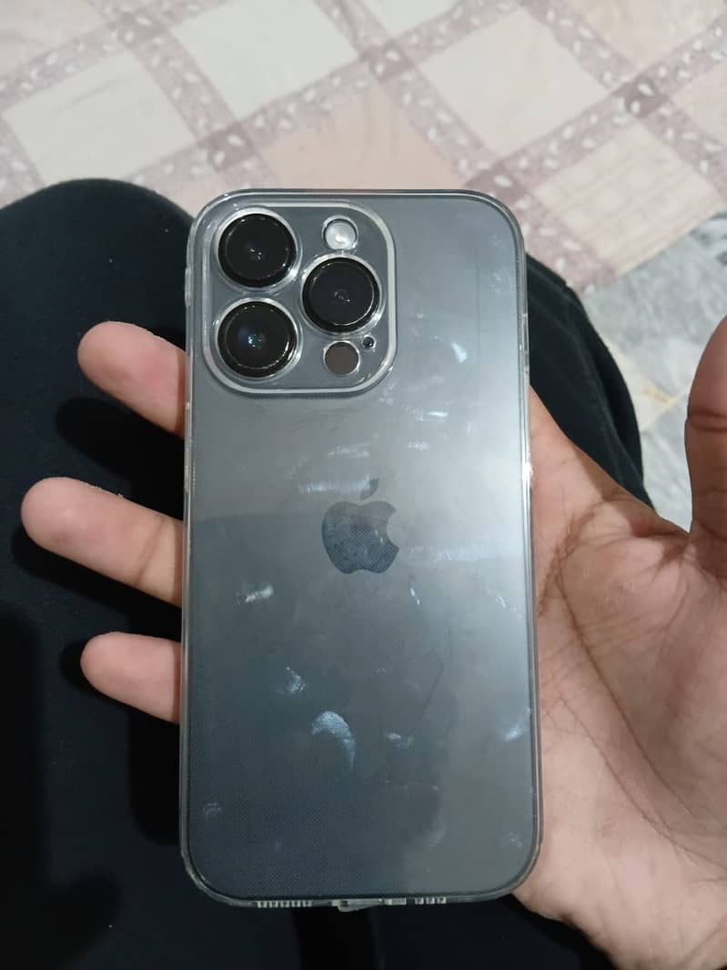 Apple iPhone 14 Pro 0
