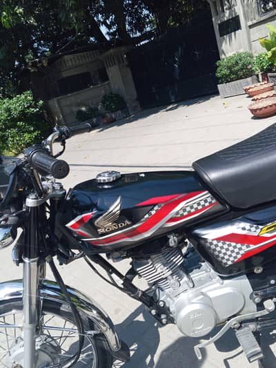 CG 125 Model 2024 Full genioun sound engine bike 100%