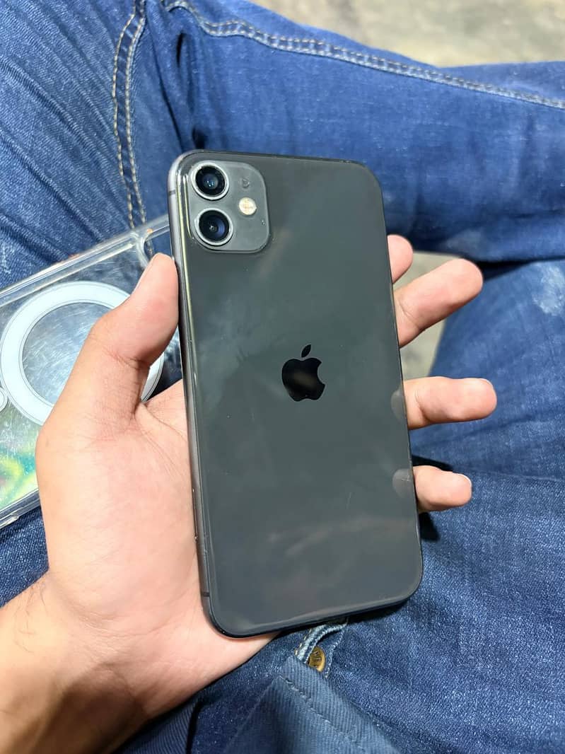 Apple iPhone 11 7