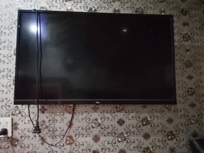 tcl LED 32inch non WiFi