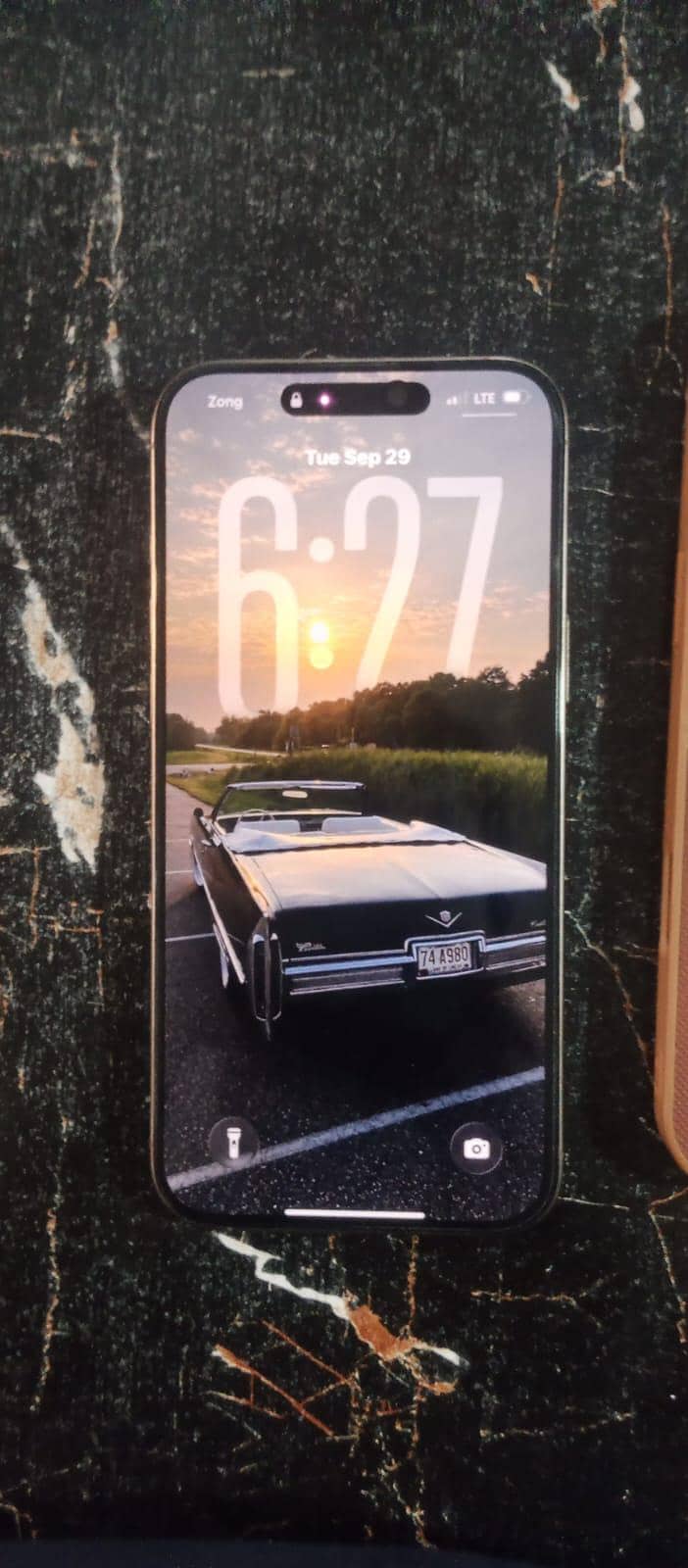 Apple iPhone 16 Pro Max 2