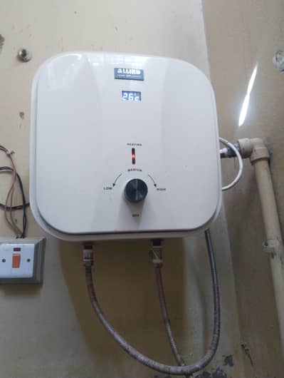 Allied home appliance geyser