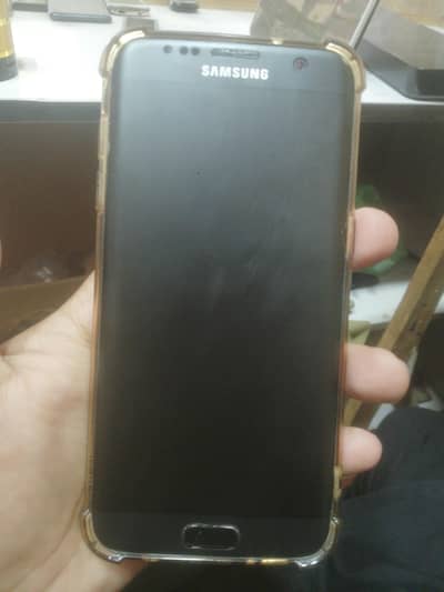 Under 16k Samsung Mobile S7 Edge, Free Airox powerbank