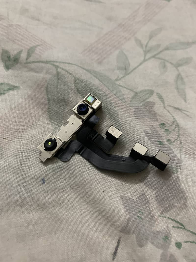 Apple iPhone X for parts (dead) 3
