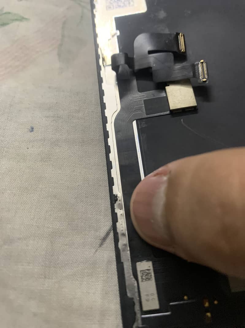 Apple iPhone X for parts (dead) 6