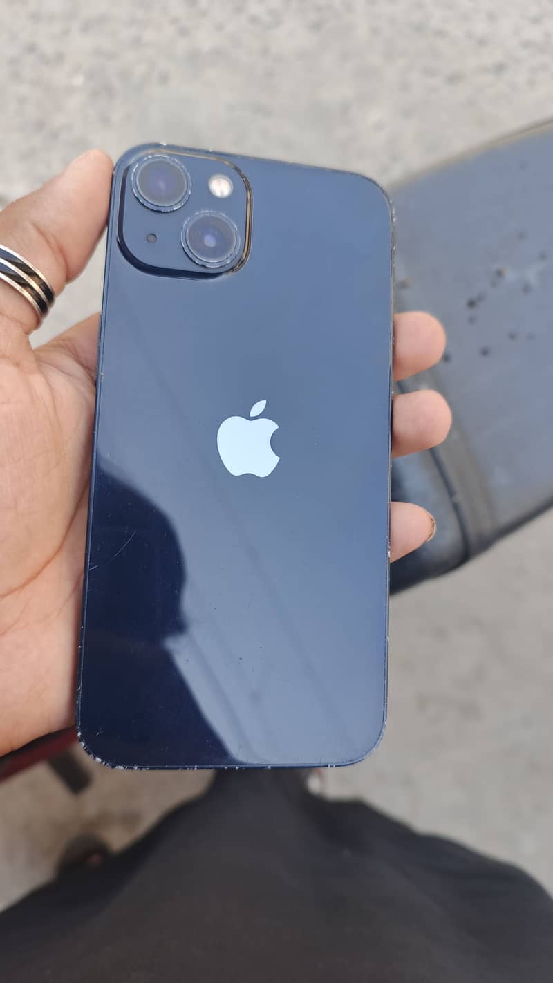 Apple iPhone 13 6