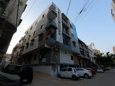 2 bed Prime West-Open Corner Upper Ground Floor for Sale in PECHS Block 2