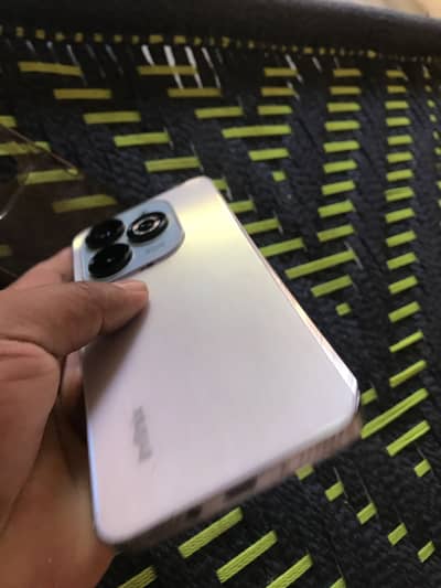 Infinix smart 8 plus