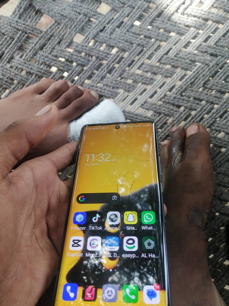 Tecno Spark 20 Pro Plus 0