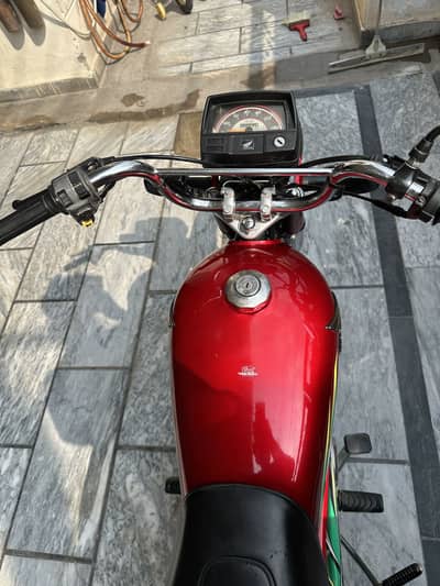 HONDA CD 70 2022 model lush condition 10/9