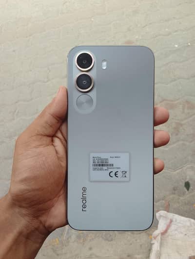 Realme C100i