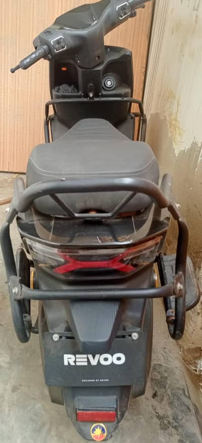 Revo C32 Young Mint Condition 03132023695