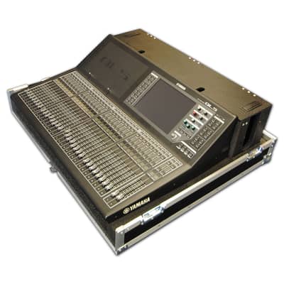 Professional Flight Cases for Audio Mixers & Power Amps