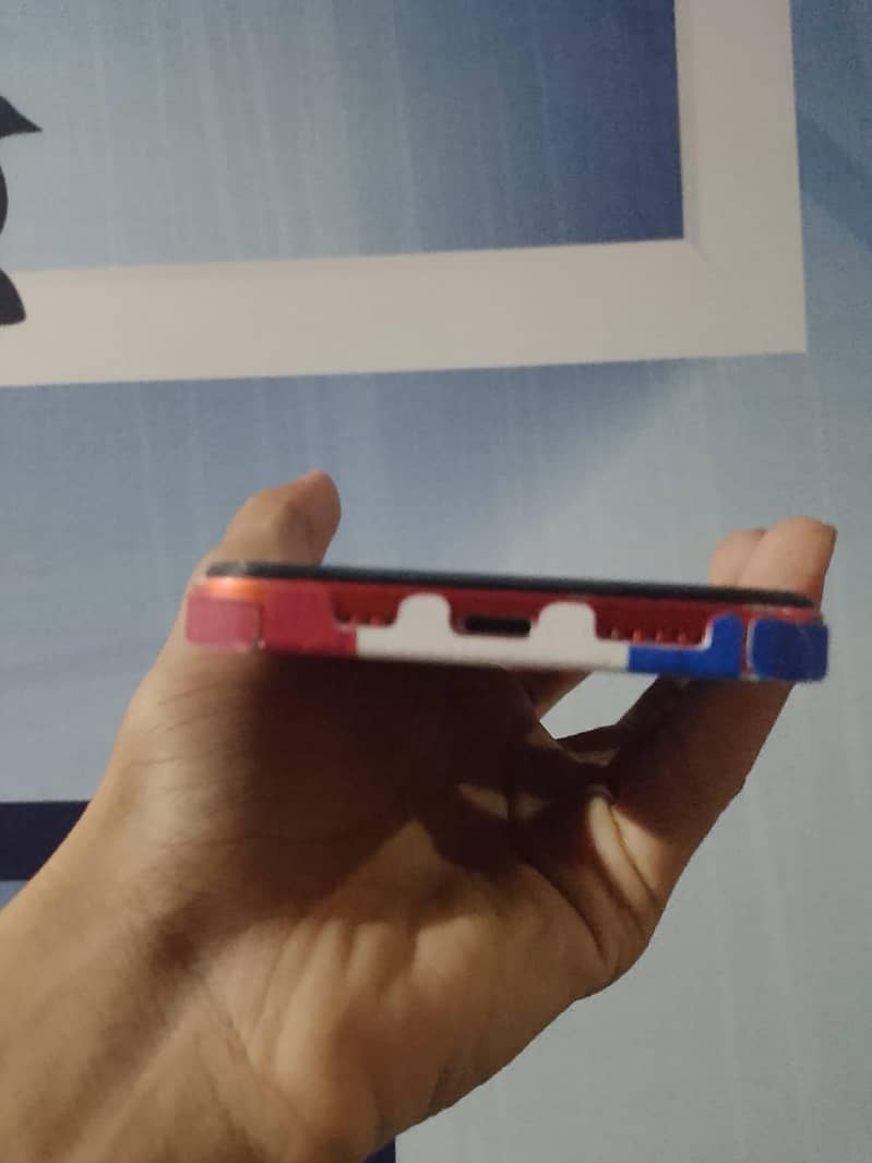 Apple iPhone 12 5