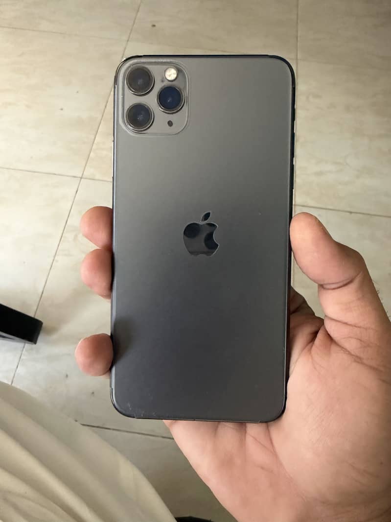 Apple iPhone 11 Pro Max 5