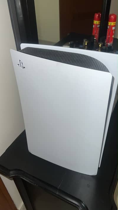 PS5 Disc Edition with 1 Controller