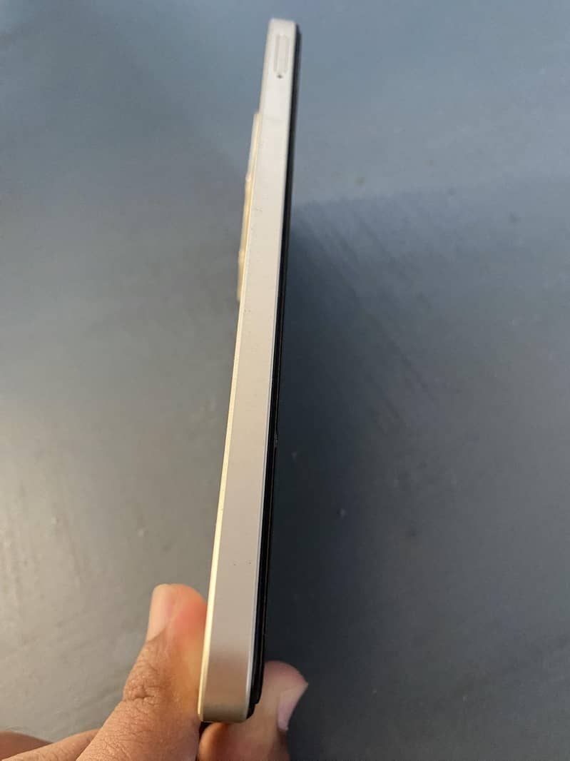 Realme C61 1