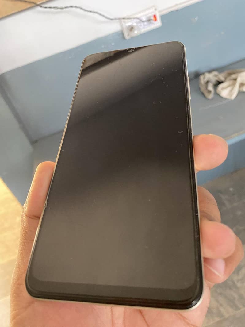 Realme C61 2