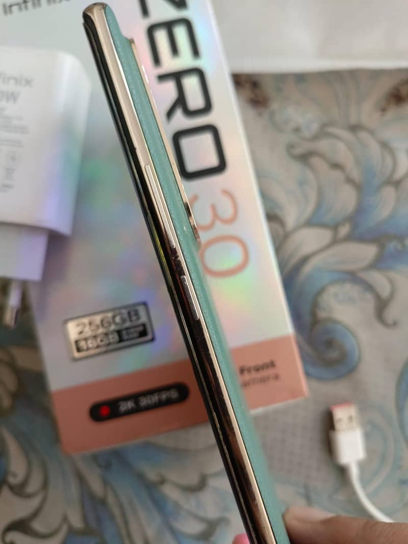 Infinix Zero 30 1