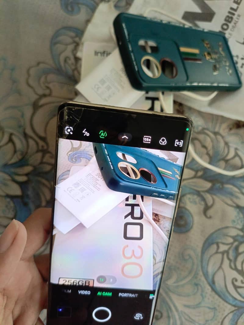 Infinix Zero 30 7
