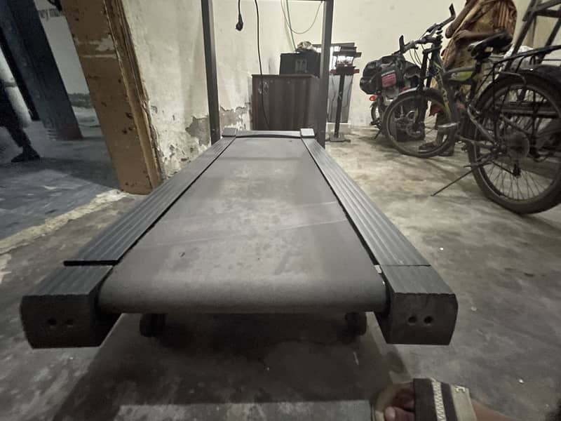 Electric treadmill 2