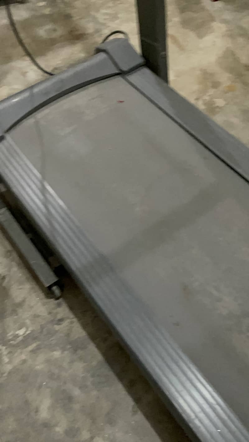 Electric treadmill 5