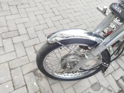 engine okay tyair okay lush condition urgent sale