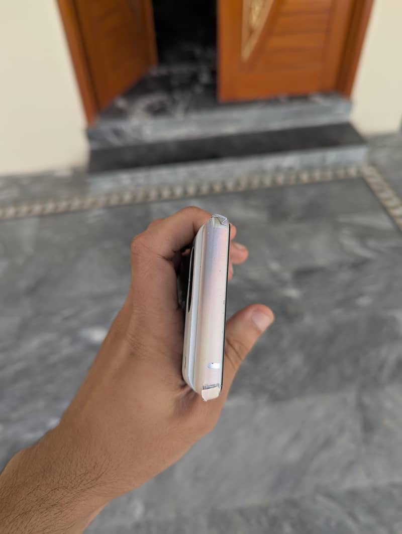 Google Pixel 7 6