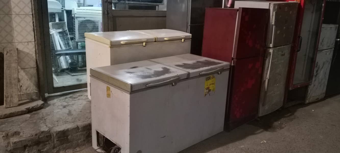 Waves deep freezer double door. 5
