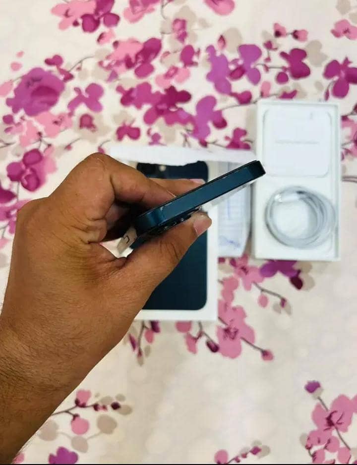 iphone 13 with box 1