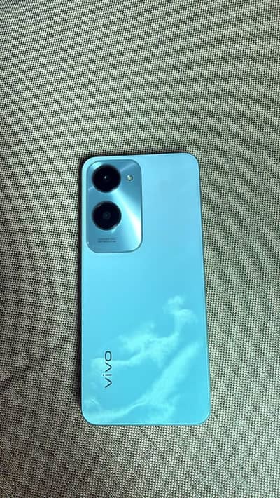 Vivo Y18
