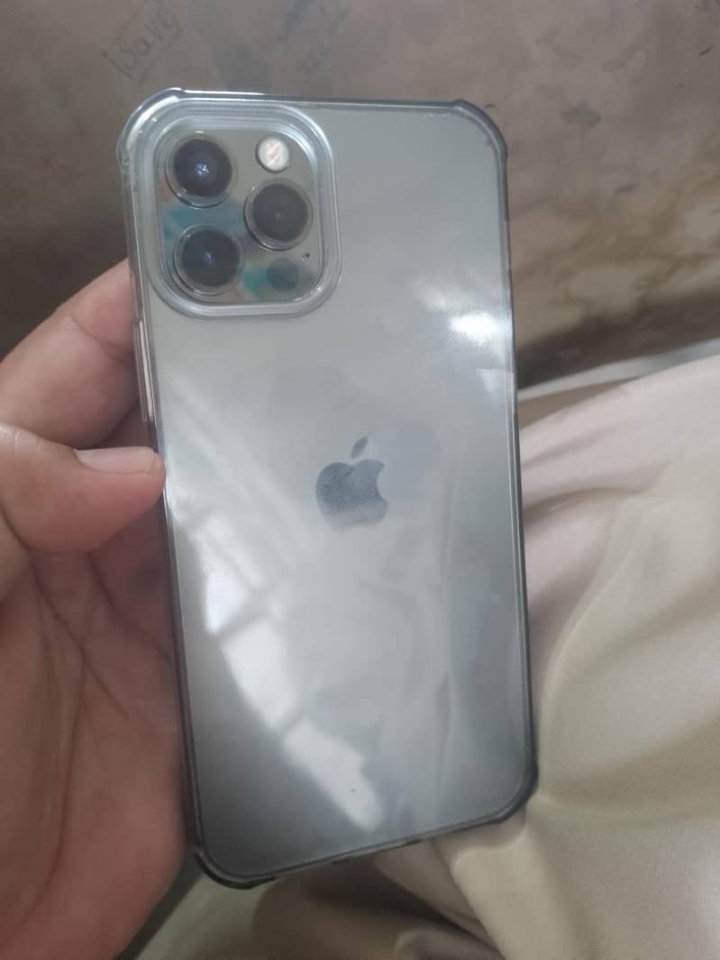 Apple iPhone 12 Pro 1