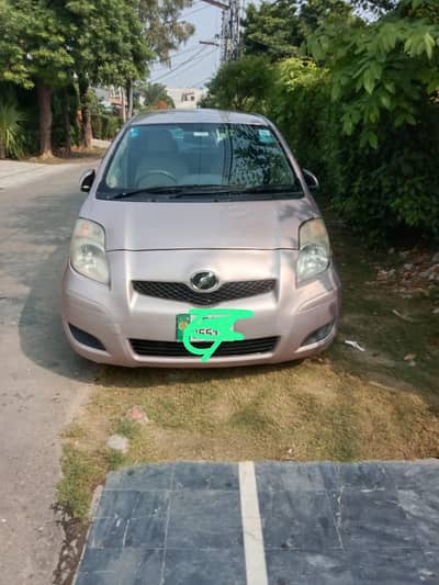 Toyota Vitz 2010