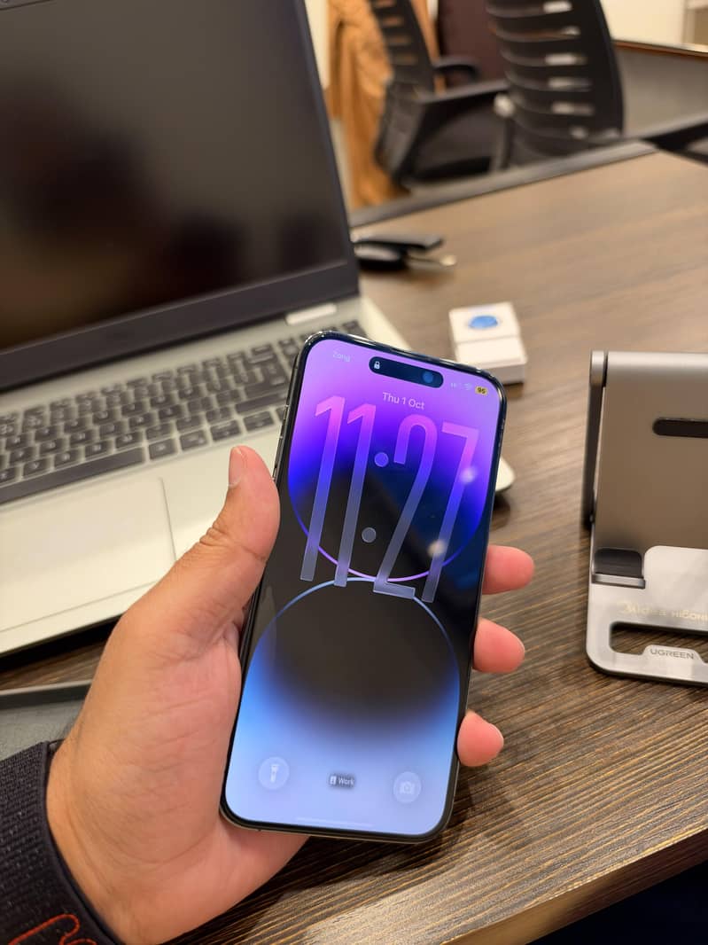 Apple iPhone 14 Pro Max 0