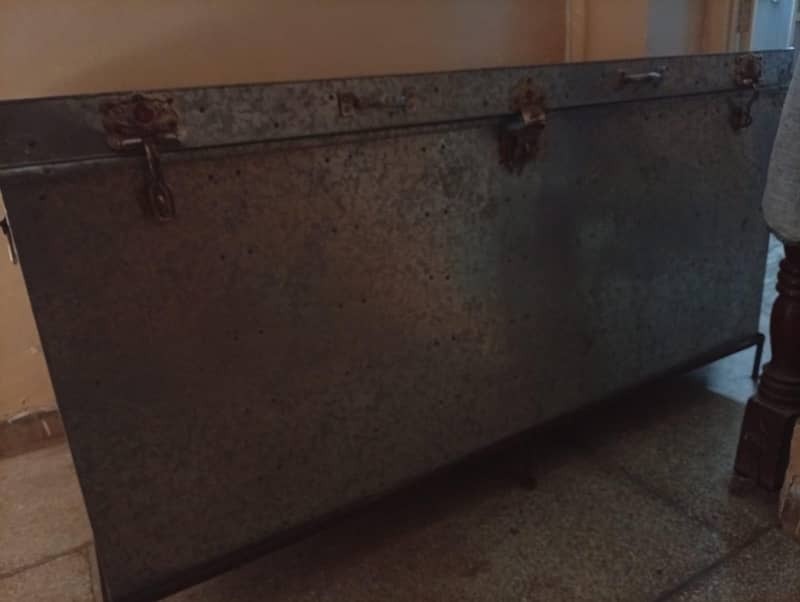 Full size trunk 3