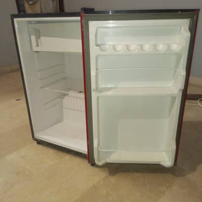 Dawlance Mini Refrigerator