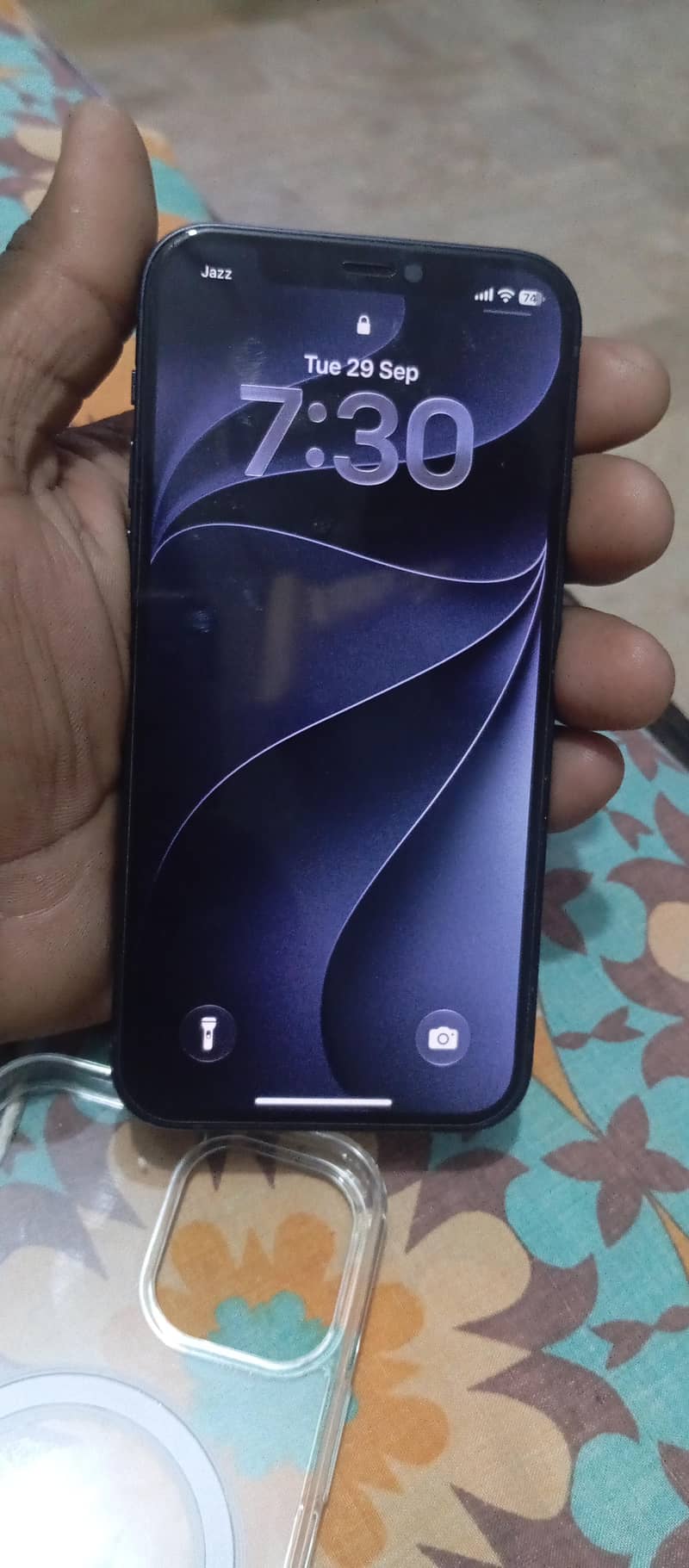 Apple iPhone 12 2