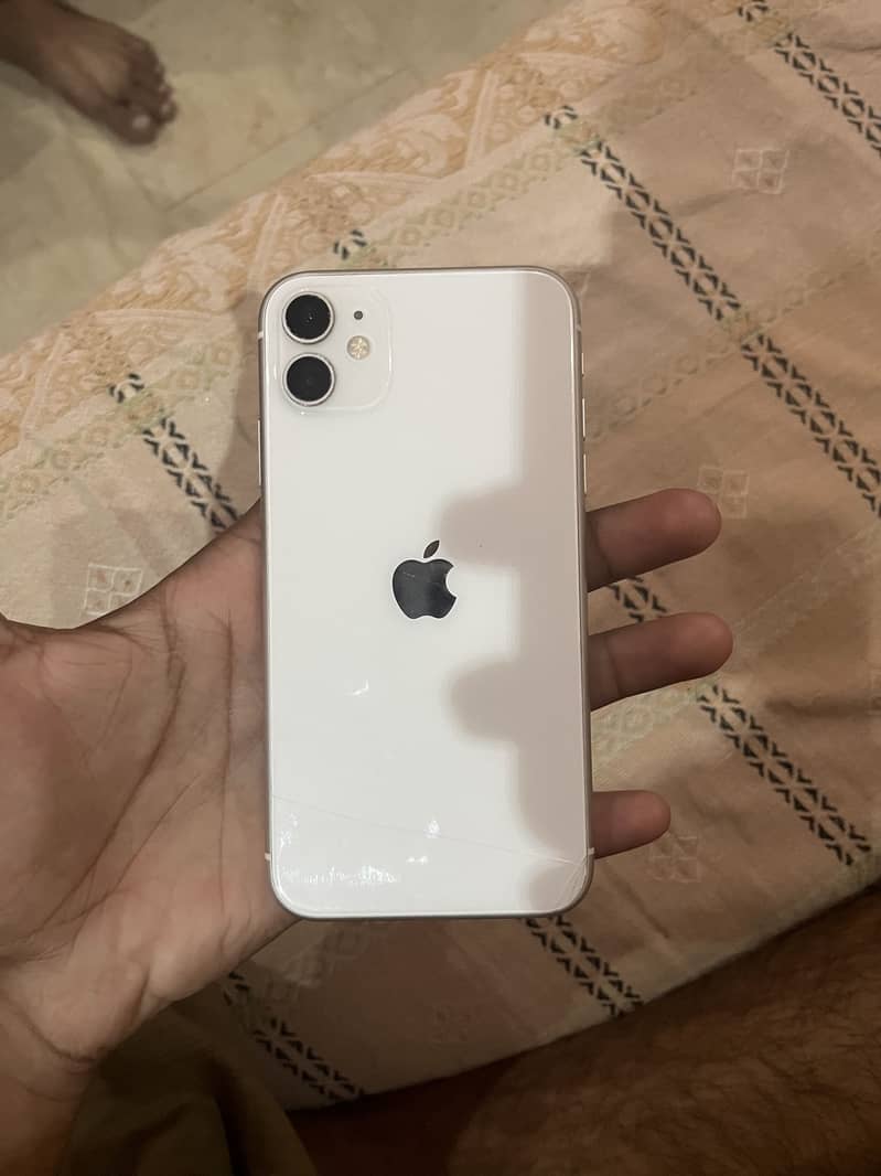 Apple iPhone 11 0