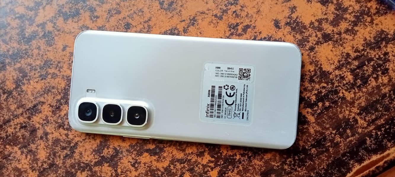 Infinix 4