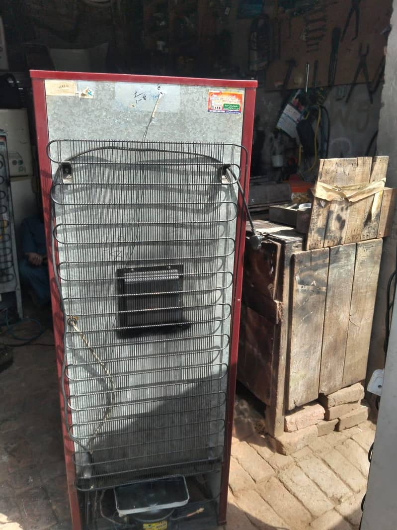 Refrigerator  . ok 2