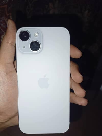 Apple iPhone 15