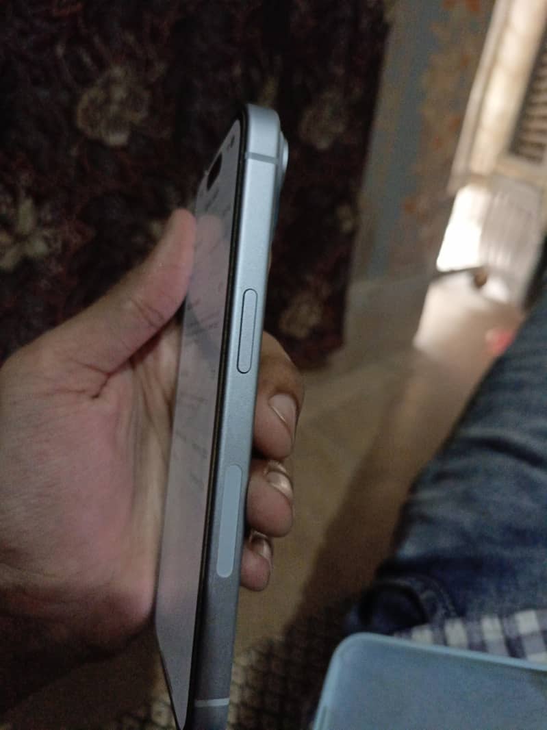 Apple iPhone 15 2