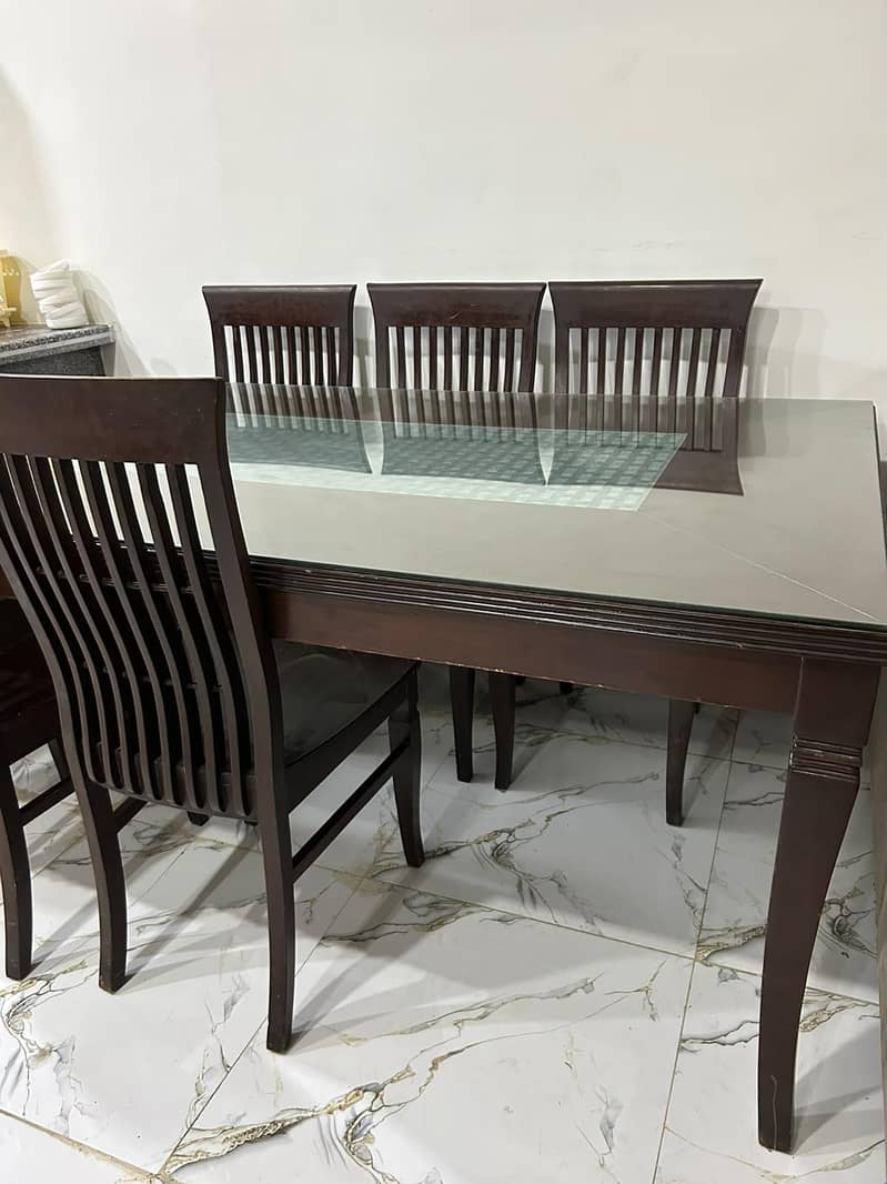 6 seater Dining Table 0