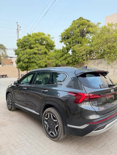 Hyundai Santa FE Signature – Top of the Line | 2025 Model