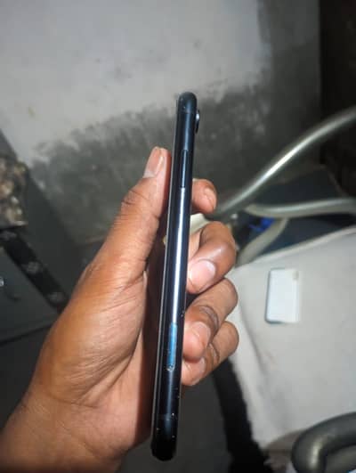 Apple iPhone XR 64Gb
